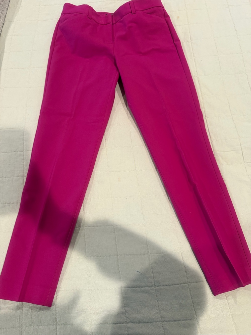 Express Women's Cropped Cropped in Fuchsia Pink